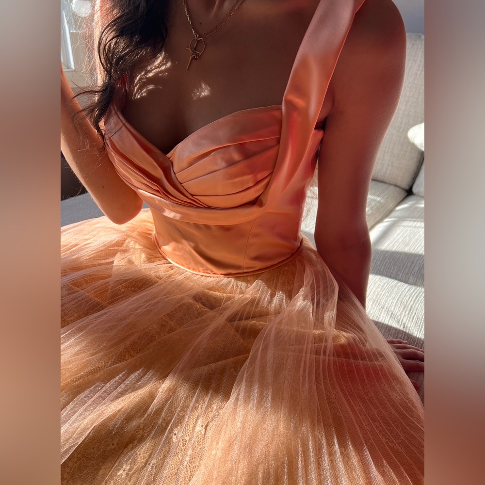 SHERRI HILL Petticoat Styled Satin Pouf Dress